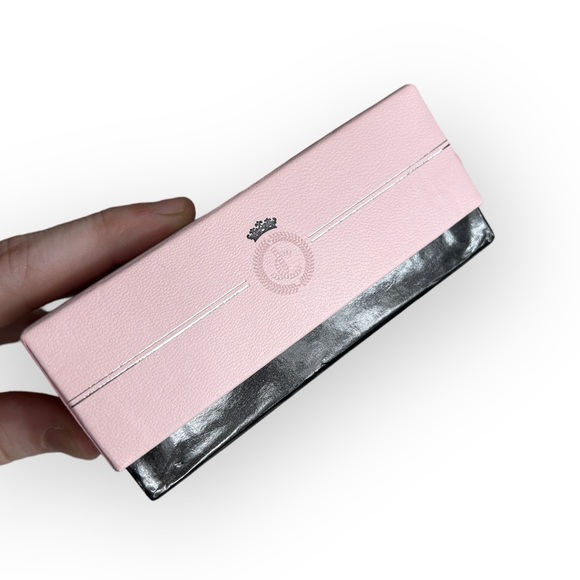 NIB Juicy Couture Set of Three Stack of Charm Bracelets Gold/Silver Y2K Wristlet - Picture 4 of 9